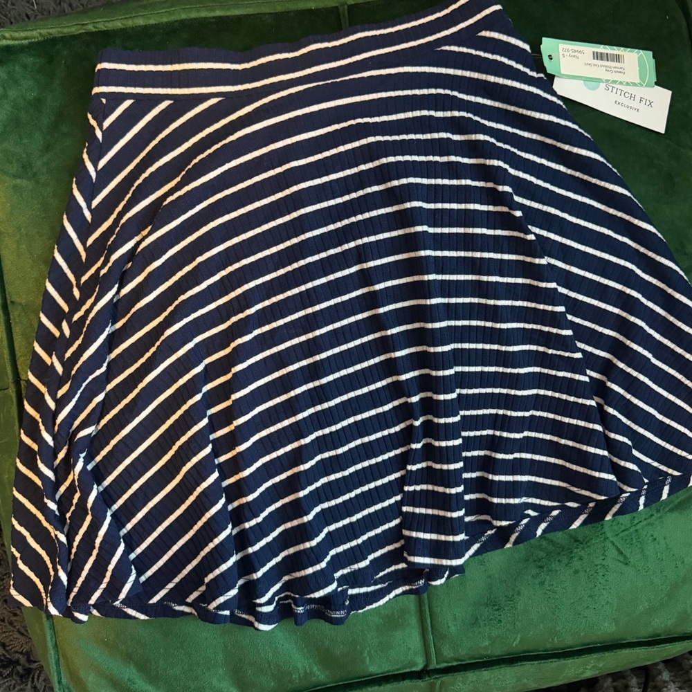 French Grey Ribbed Knit Skirt – Navy & White Stripe – Size Small – NWT